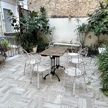 Tribunali Apartments Naples Luaran gambar