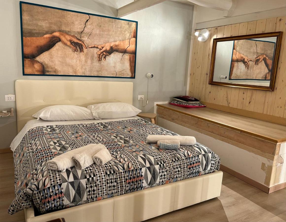 Tribunali Apartments Naples Luaran gambar
