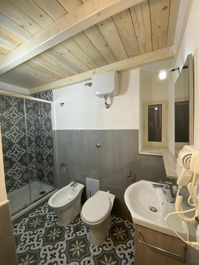 Tribunali Apartments Naples Luaran gambar