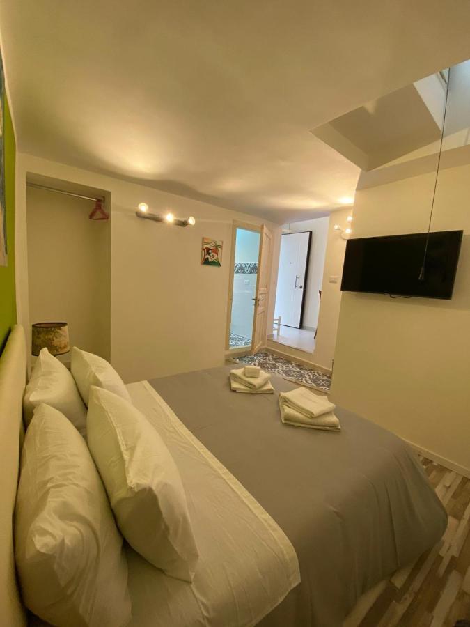 Tribunali Apartments Naples Luaran gambar
